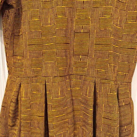 NWOT LulaRoe Amelia A-line Brown Orange Knit Pleated Dress Pockets Zip Sz XL - Picture 3 of 7